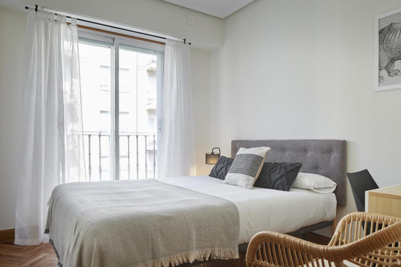 Apartment Always Easy I Cristina Enea *